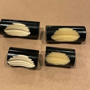 Vintage Black Lacquered Wood Button. Quantity 4 varied sizes